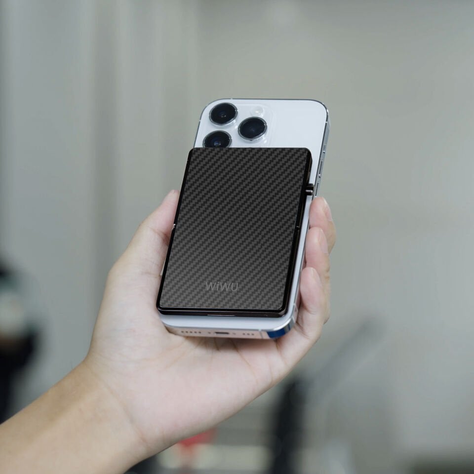 Wiwu MW007 Warriors Pop-Up Magnetik Aramid Standlı Kartlık